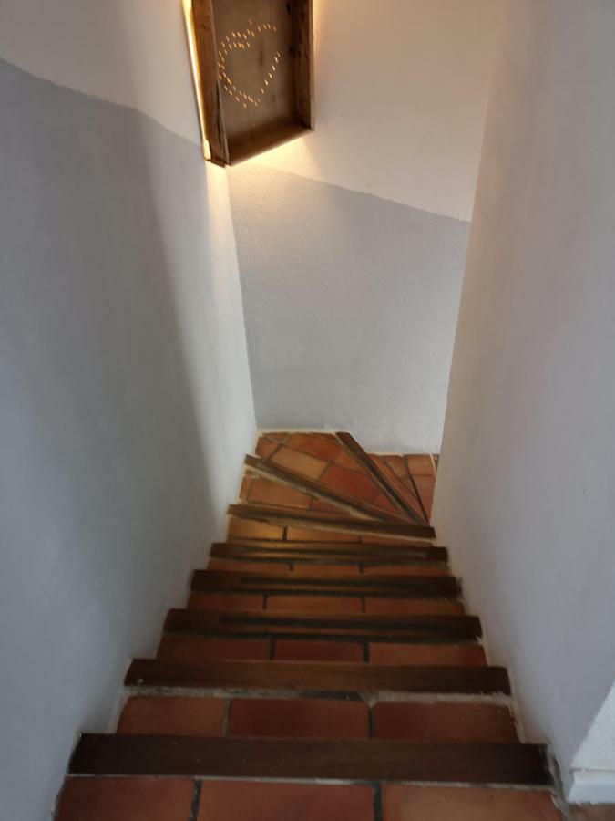 Maison Au Calme Sur Arles Villa Exteriör bild